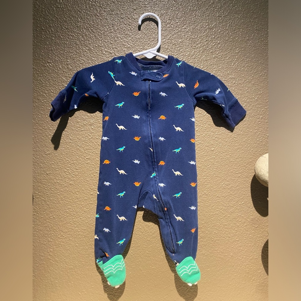 Carter's 3M Dinosaur Footies 🍼